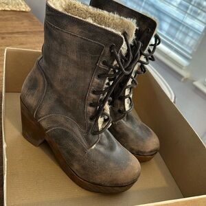 Freebird by Steven, Fiona Booties, Size 9, Leather, Wooden Heel, Faux Fur